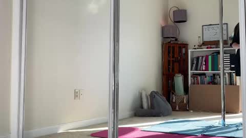 Snapshot of sweet_truffle chatting on 04.07.26 Heidi Brenner - Please check bio for schedule FAQ online show from 04.07.26