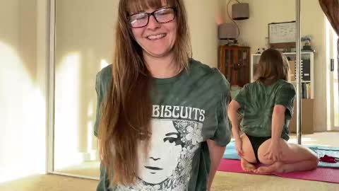 Snapshot of sweet_truffle chatting on 04.10.26 Heidi Brenner - Please check bio for schedule FAQ online show from 04.10.26