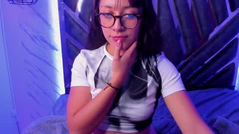 Snapshot of sweet_venus4 chatting on 01.14.25 sweet_venus4 online show from 01.14.25