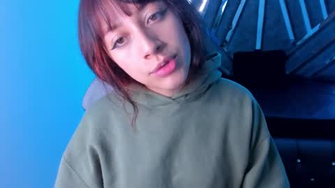 Snapshot of sweet_venus4 chatting on 02.01.25 sweet_venus4 online show from 02.01.25