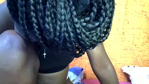 Snapshot of sweet_zarah chatting on 04.16.26 sweet_zarah online show from 04.16.26
