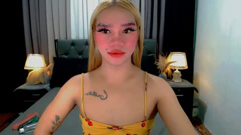 bea takashi  online show from 04.11.26