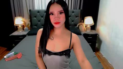 Snapshot of sweet_zoey12 chatting on 06.21.26 bea takashi online show from 06.21.26