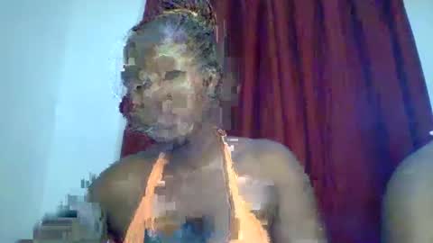Snapshot of sweet_zuri3 chatting on 03.10.25 zuri online show from 03.10.25