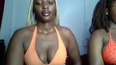 Snapshot of sweet_zuri3 chatting on 11.29.25 zuri online show from 11.29.25