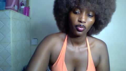 Snapshot of sweet_zuri3 chatting on 02.01.26 zuri online show from 02.01.26