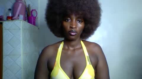 Snapshot of sweet_zuri3 chatting on 02.20.26 zuri online show from 02.20.26