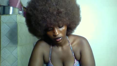 Snapshot of sweet_zuri3 chatting on 02.22.26 zuri online show from 02.22.26