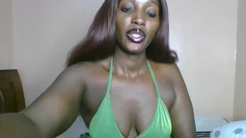 Snapshot of sweet_zuri3 chatting on 04.10.26 zuri online show from 04.10.26