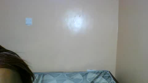 Snapshot of sweet_zuri3 chatting on 07.23.26 zuri online show from 07.23.26