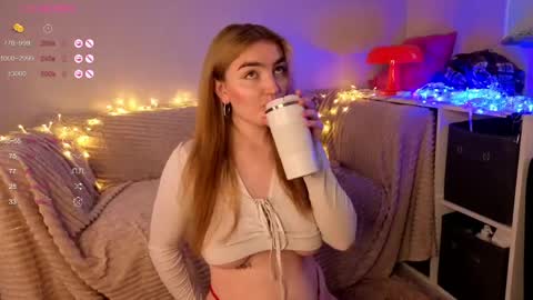 Snapshot of sweetandcuteee chatting on 04.14.26 Rina online show from 04.14.26