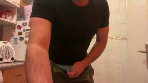 Snapshot of sweetandstrongjoy chatting on 12.27.24 sweetandstrongjoy online show from 12.27.24