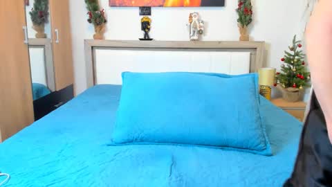 Viorica online show from 12.14.25