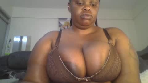 Snapshot of sweetbaby46 chatting on 02.11.26 sweetbaby46 online show from 02.11.26