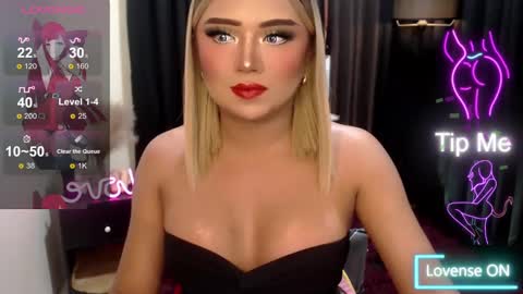 Snapshot of sweetbella118 chatting on 03.03.25 bella online show from 03.03.25