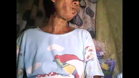 Snapshot of sweetbella24 chatting on 09.18.25 im anne online show from 09.18.25