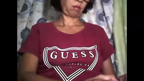 Snapshot of sweetbella24 chatting on 10.11.25 im anne online show from 10.11.25