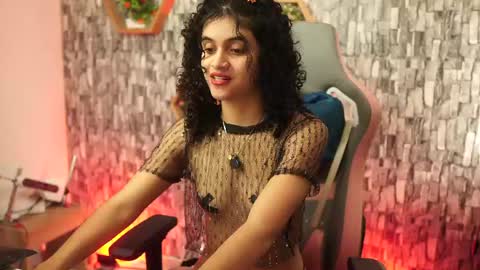 Snapshot of sweetbonii chatting on 04.17.26 Salom independent model online show from 04.17.26