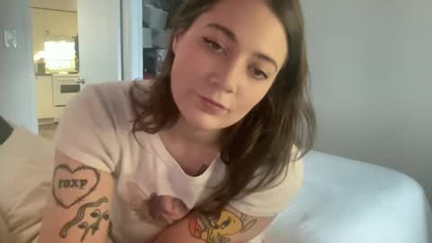 Snapshot of sweetcandyangel chatting on 02.02.25 sweetcandy online show from 02.02.25