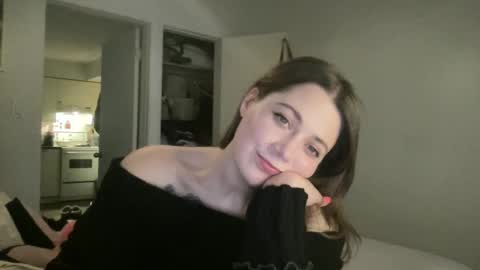 Snapshot of sweetcandyangel chatting on 03.09.25 sweetcandy online show from 03.09.25