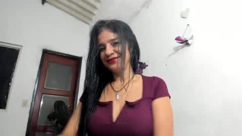 Snapshot of sweetcatallina chatting on 07.23.26 sweetcatallina online show from 07.23.26