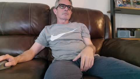 Snapshot of sweetcocksean chatting on 05.18.26 sweetcocksean online show from 05.18.26