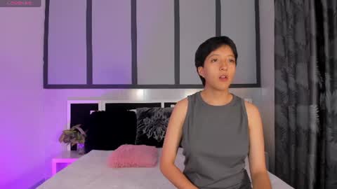 Snapshot of sweetcoupple chatting on 07.13.26 Eva Short hair girl - Victoria Long red hair online show from 07.13.26