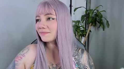       Independent model online show from 01.12.26