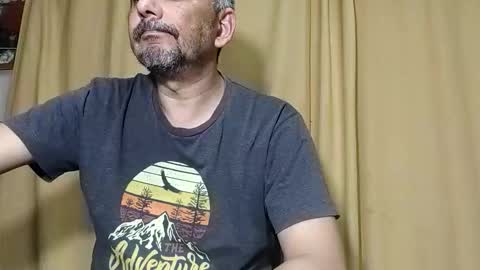 Snapshot of sweetcuervo chatting on 11.26.25 sweetcuervo independent model online show from 11.26.25