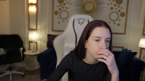 Amelia online show from 11.04.25