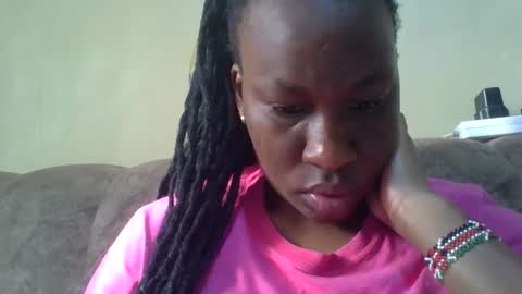 sweetdiva2012 online show from 04.06.26