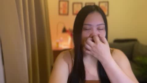 Khaye online show from 10.17.25