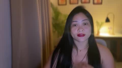 Snapshot of sweetestsmile_ chatting on 03.13.26 Khaye online show from 03.13.26