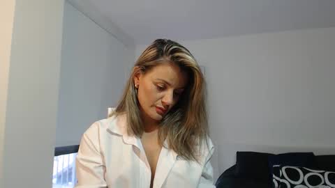 sweef online show from 12.22.25