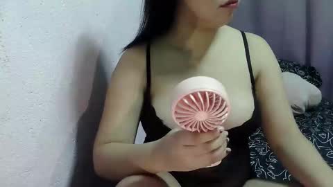 Snapshot of sweetgal_mica chatting on 03.26.26 sweetgal_mica online show from 03.26.26