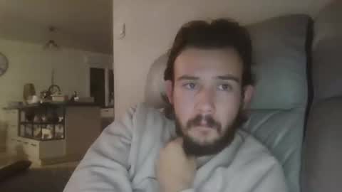 Snapshot of sweetguyss12 chatting on 10.09.25 sweetguyss12 online show from 10.09.25