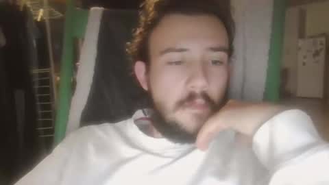 Snapshot of sweetguyss12 chatting on 10.10.25 sweetguyss12 online show from 10.10.25