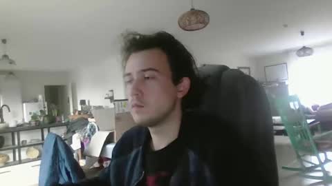 sweetguyss12 online show from 12.19.25