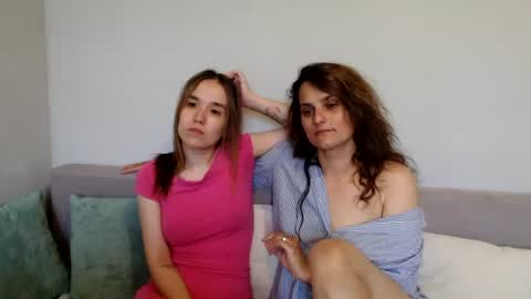 Alina and Mia online show from 06.13.26