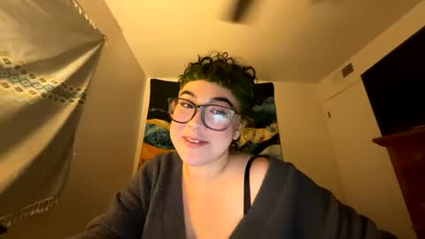 Snapshot of sweetheatannie chatting on 12.13.24 sweetheatannie online show from 12.13.24