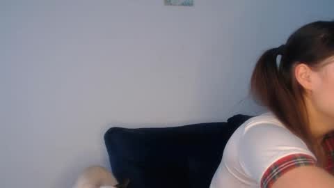Snapshot of sweethoney22_ chatting on 04.30.26 Sabrina y Eliot online show from 04.30.26