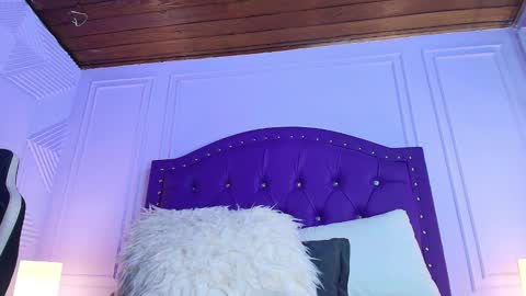 Snapshot of sweetie_foxxxx chatting on 02.23.26 violeta online show from 02.23.26