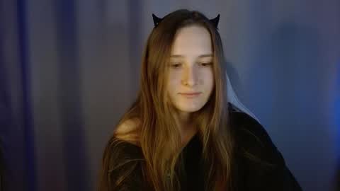 Annie online show from 09.14.25