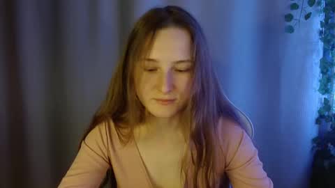 Annie online show from 10.06.25