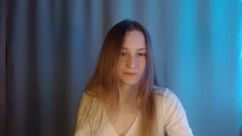 Annie online show from 05.13.26