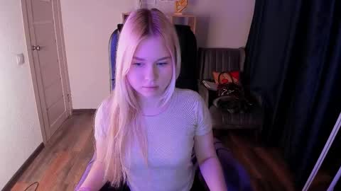 Mia online show from 02.19.26