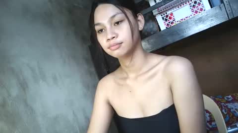 Snapshot of sweetiecum_tina chatting on 02.13.26 sweetiecum_tina online show from 02.13.26