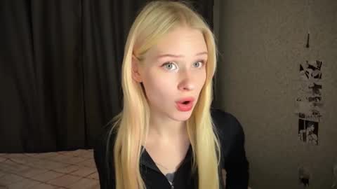 sweetie Lisa3 online show from 01.03.25