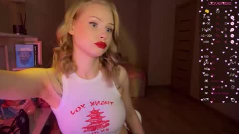 sweetie Lisa3 online show from 10.19.25