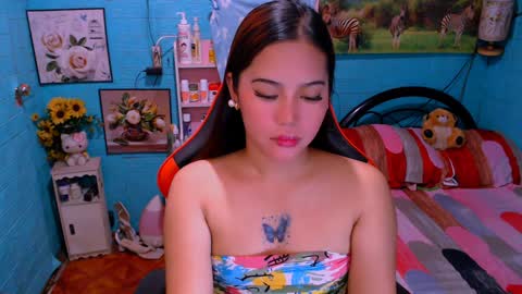 Nicole online show from 01.29.25